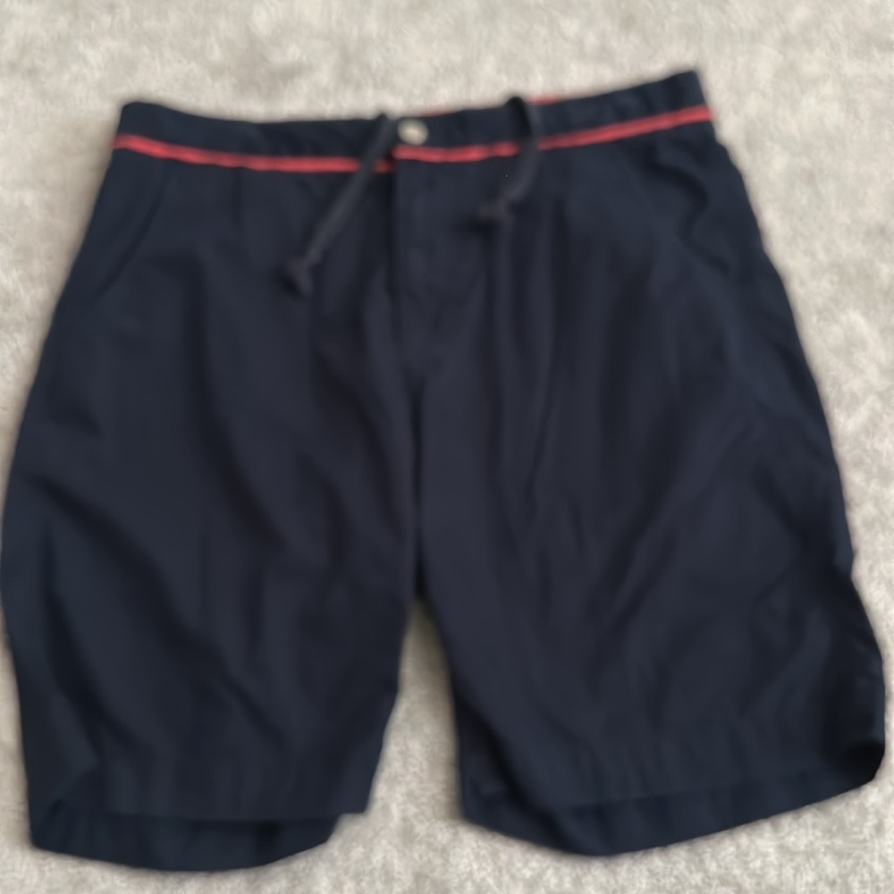 Cremieux Navy Men’s Shorts – Size 34 Cotton Blend Red Trim Casual